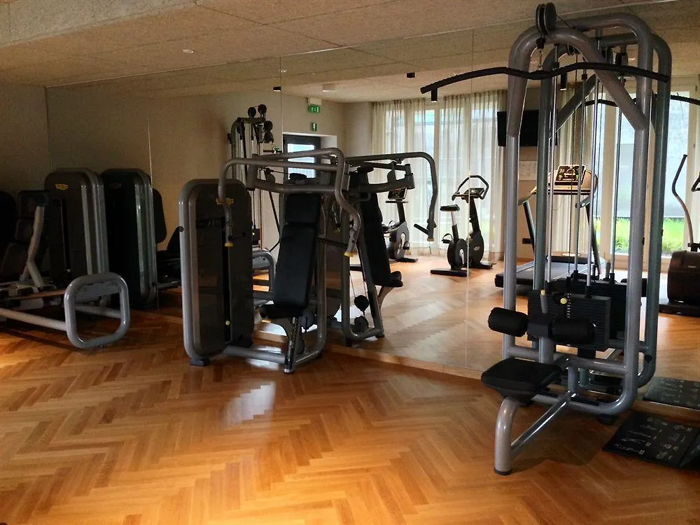 Hotel De Charme Laveno 4*, 라베노-몸벨로